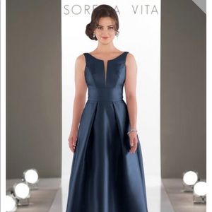 Sorella Vita Gown/Navy/Size 10